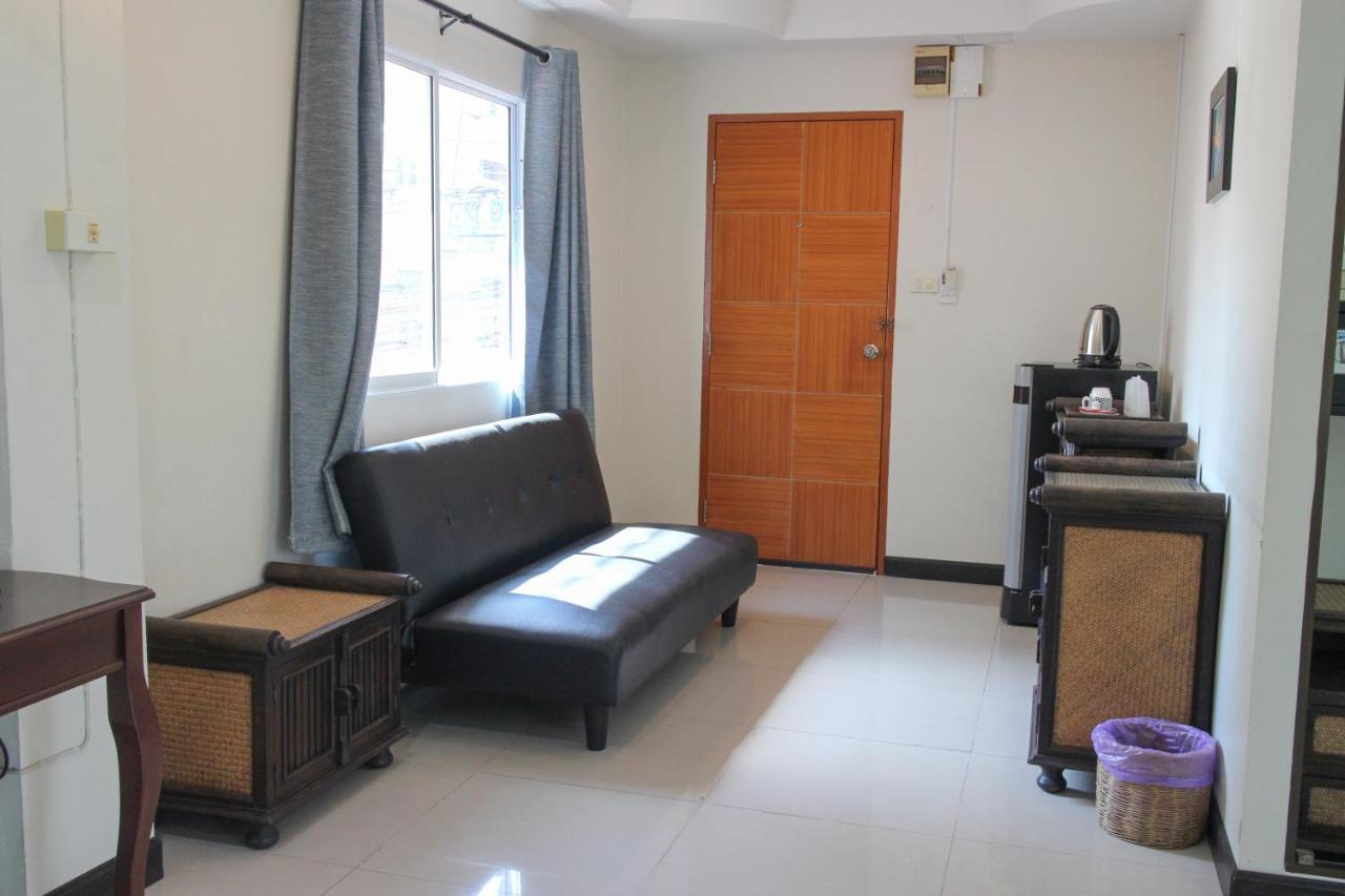 Spa Guest House Haat Jomtien Eksteriør bilde