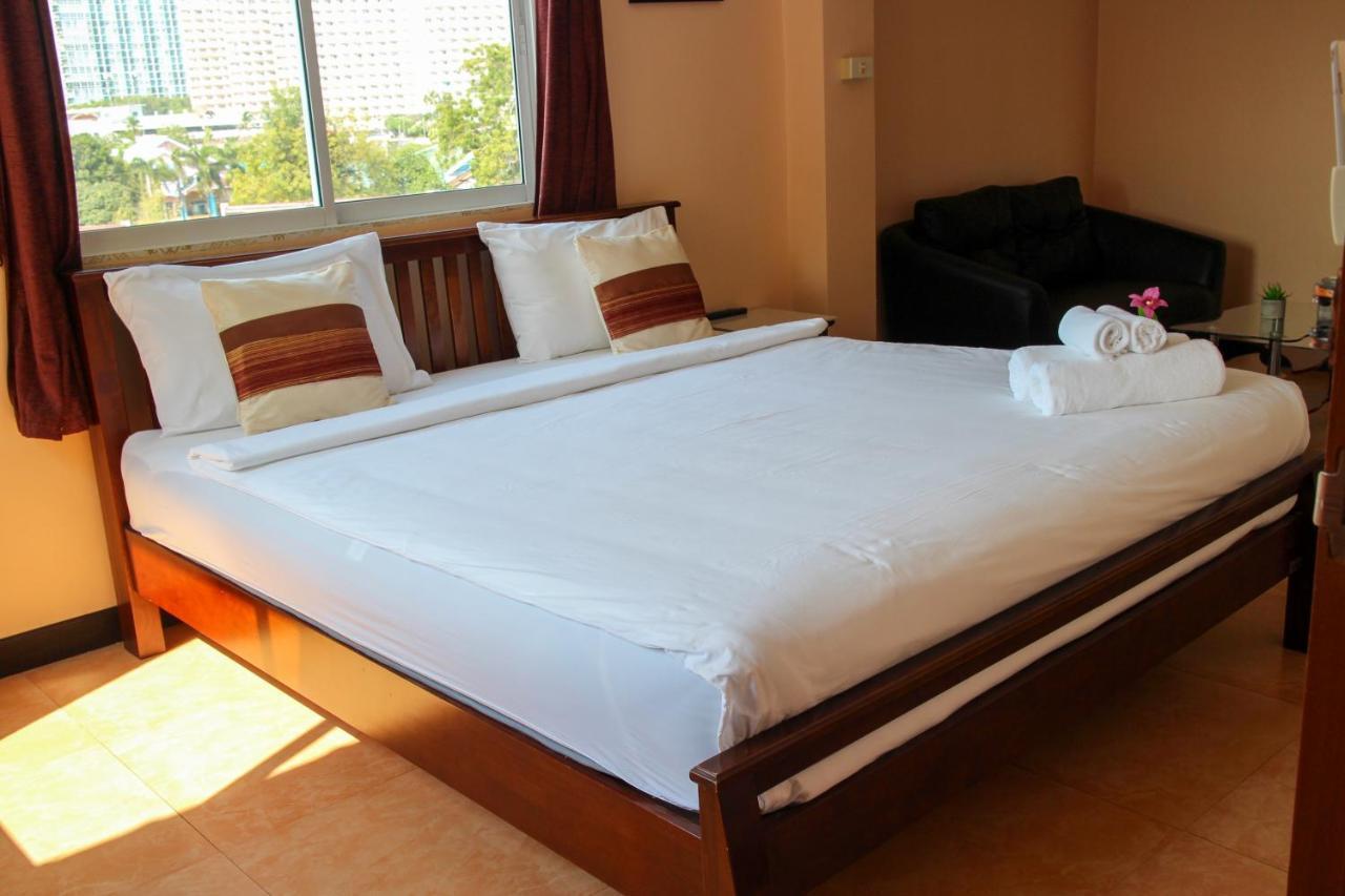 Spa Guest House Haat Jomtien Eksteriør bilde