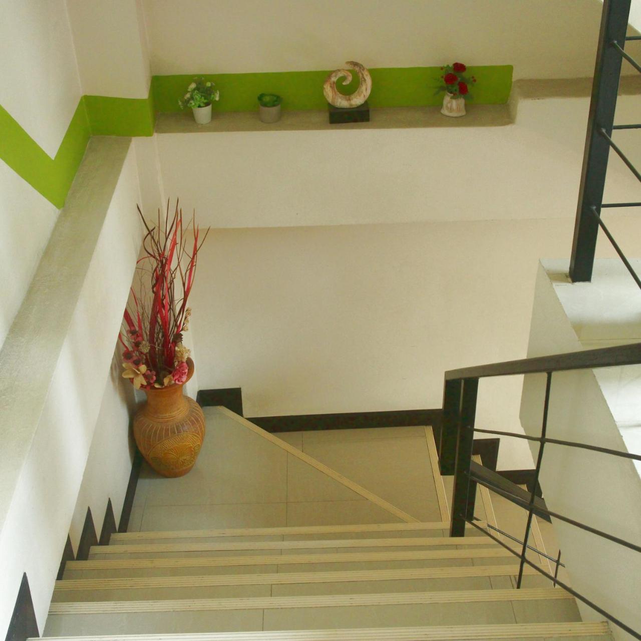 Spa Guest House Haat Jomtien Eksteriør bilde